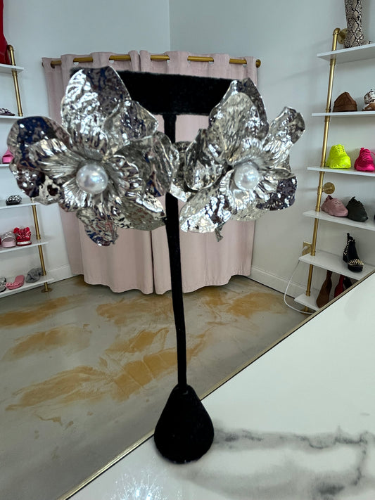 Pearl Bloom-Silver