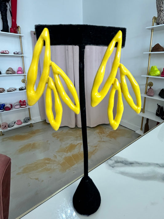 Artistry-Yellow